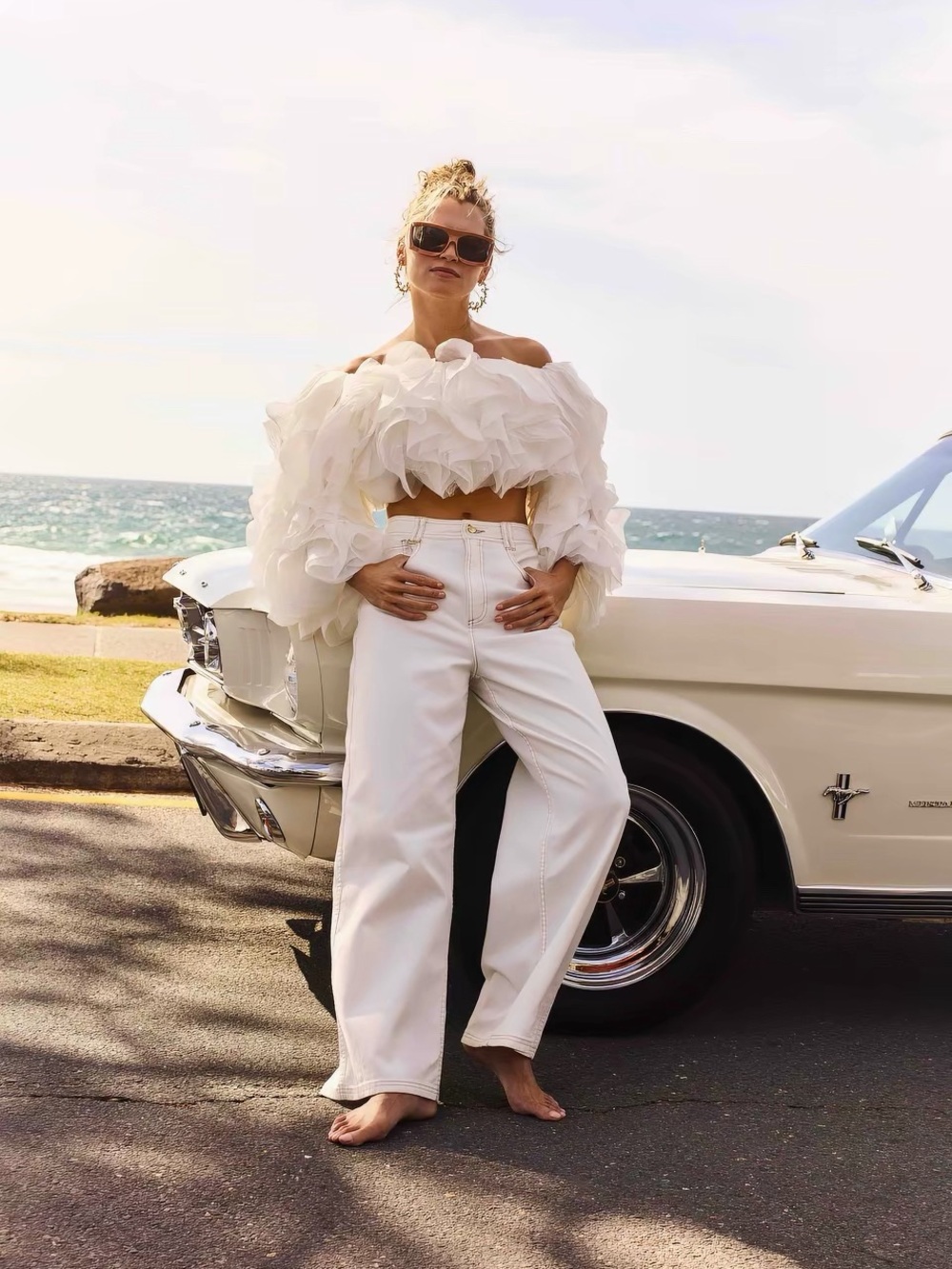 AJE white jeans size 28